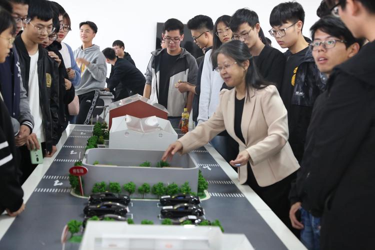 计信学院网络工程系教工党支部开展"走进物联网"宣传交流